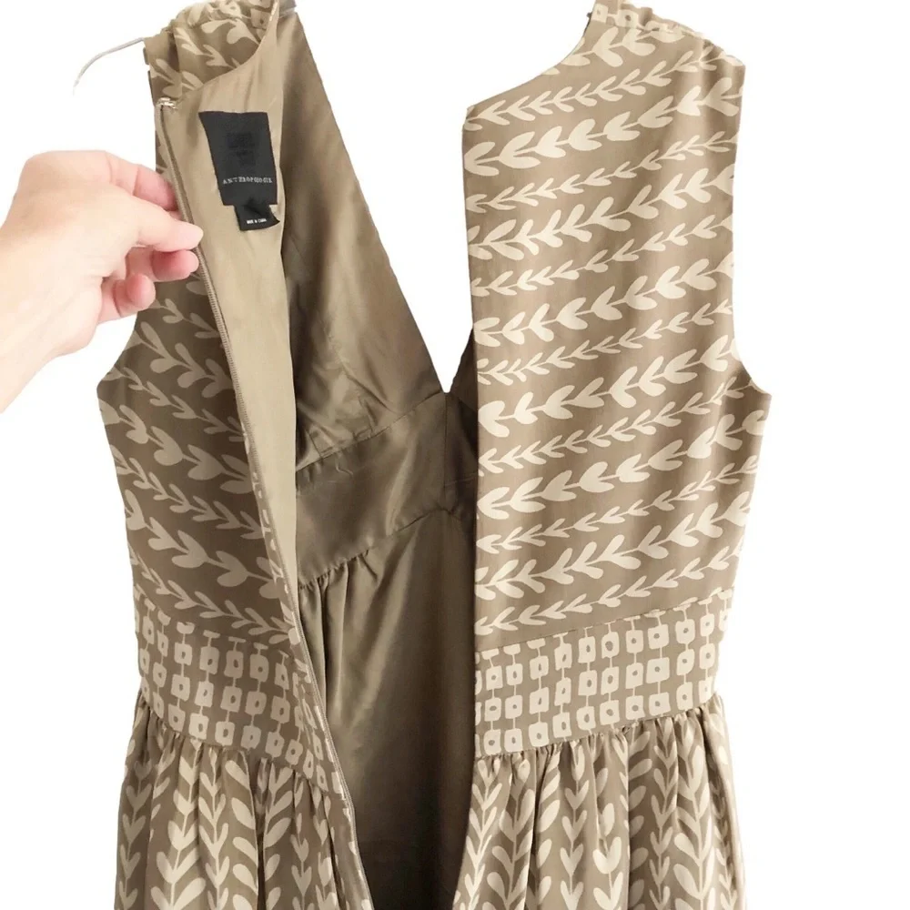 Sleeveless V-Neck Beige and Purple Patterned Women's Dress - Picture 4 of 12